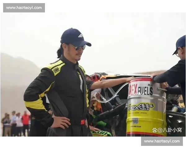 吴京环塔拉力赛狂飙！翻车陷车后逆袭夺赛段冠军