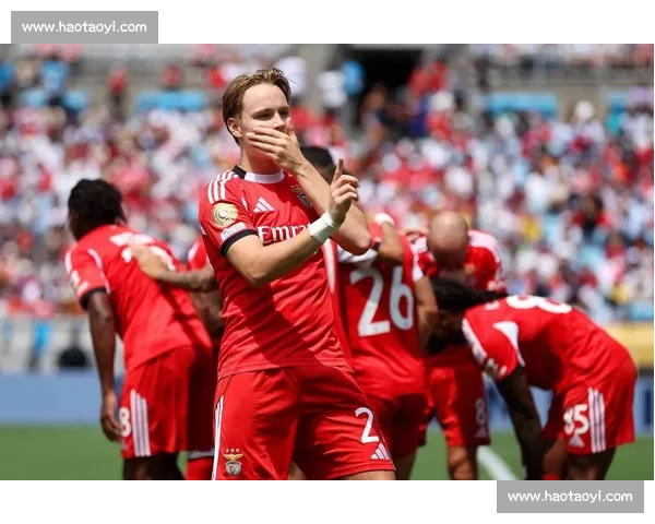 小猪助威拜仁世俱杯:延续全胜传奇,剑指冠军!